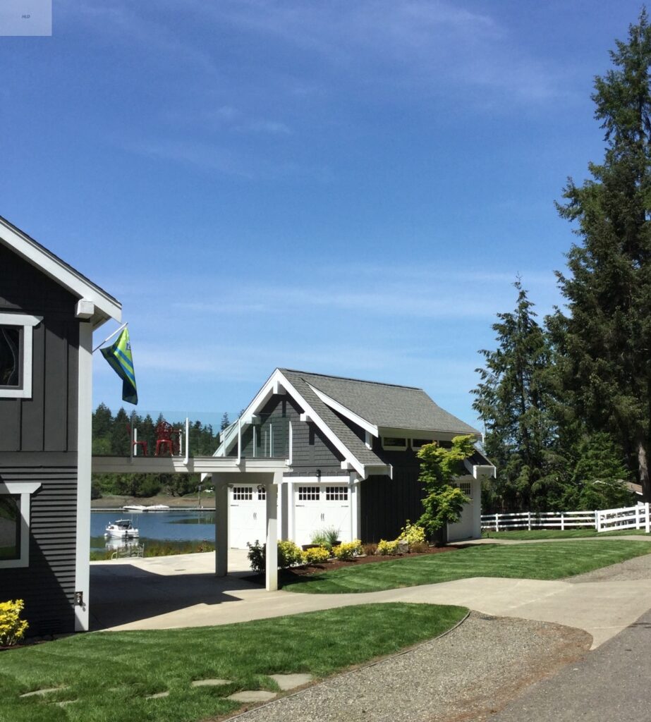 Concrete driveway design in Fox Island, WA